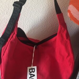 BAGGU crescent crossbody bag